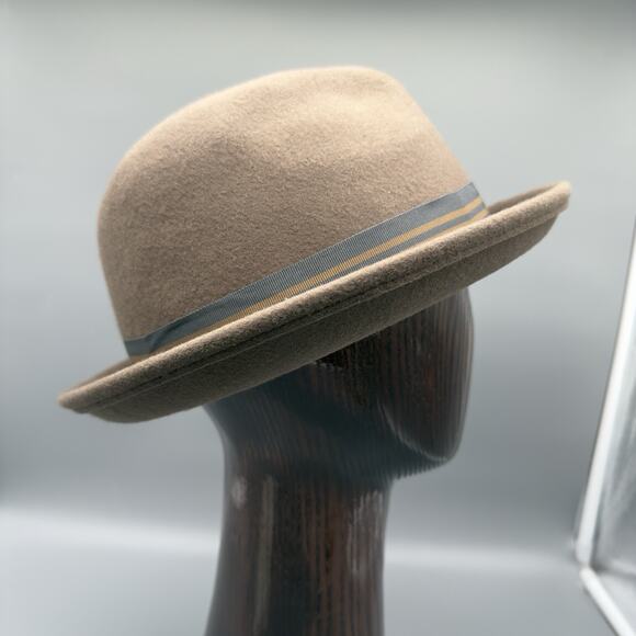 Goorin Bros Wool Fedora Hat Medium Brown Gray Band Feather Accent New with Box - Picture 5 of 10